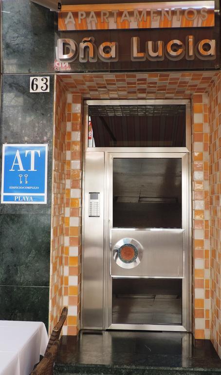 Apartamentos Dona Lucia Torremolinos Exteriör bild