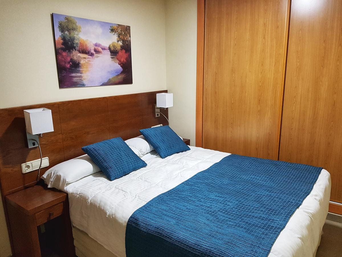 Apartamentos Dona Lucia Torremolinos Exteriör bild