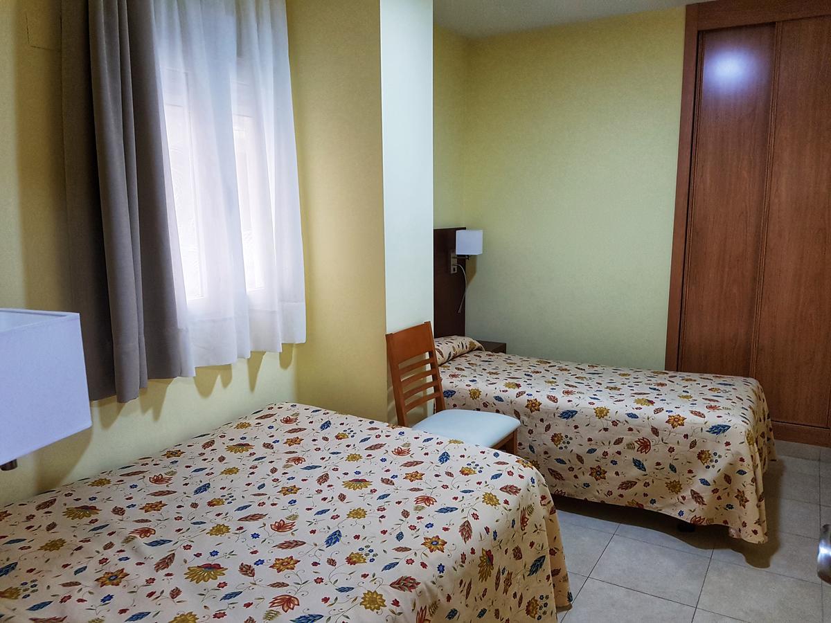 Apartamentos Dona Lucia Torremolinos Exteriör bild
